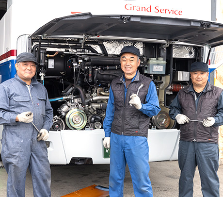 自社車両整備工場による徹底した整備